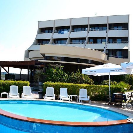 Akropoli Hotel Kryemëdhenji Exterior photo