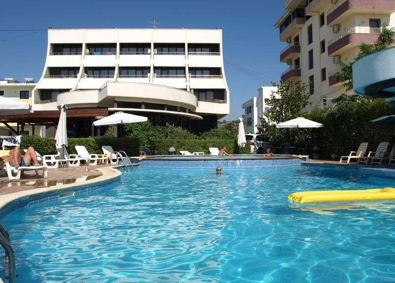 Akropoli Hotel Kryemëdhenji Exterior photo
